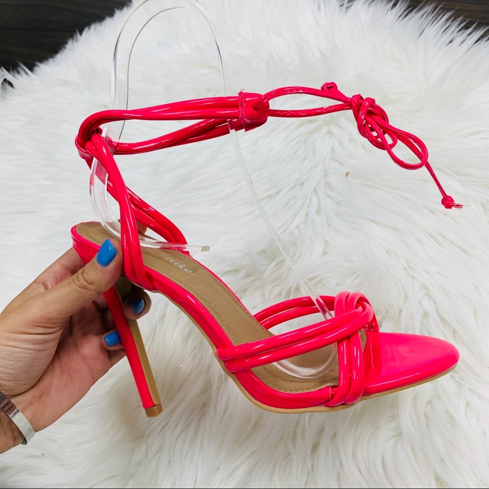 Neon pink patent heel - Picture 2 of 6